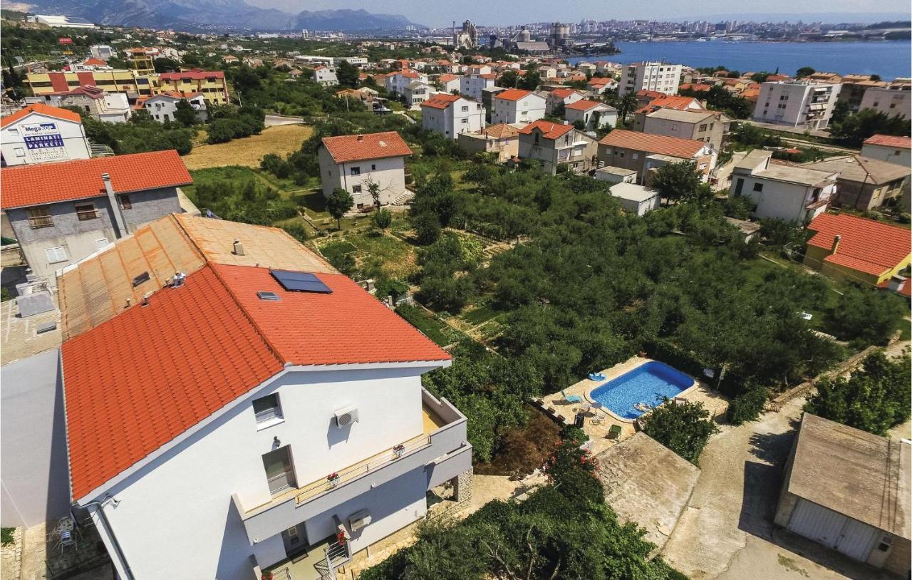1 Bedroom Nice Apartment In Kastel Sucurac Каштела Екстер'єр фото